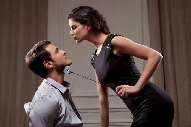 Noor naine domineerib