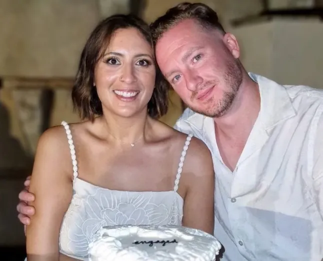Sarah Edery koos Keviniga pärast nende kihlumist. 